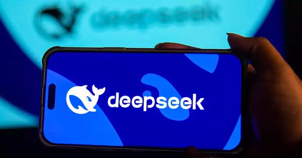 联想领航AIPC时代：DeepSeek大模型端侧部署的突破与未来