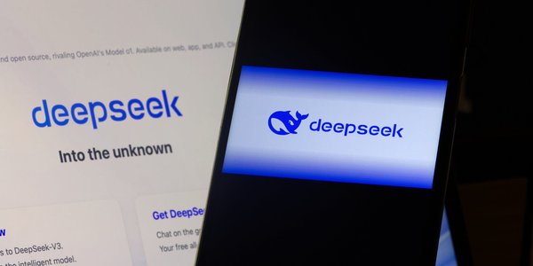 中国AGI崛起：DeepSeek与Manus引领全球AI新格局